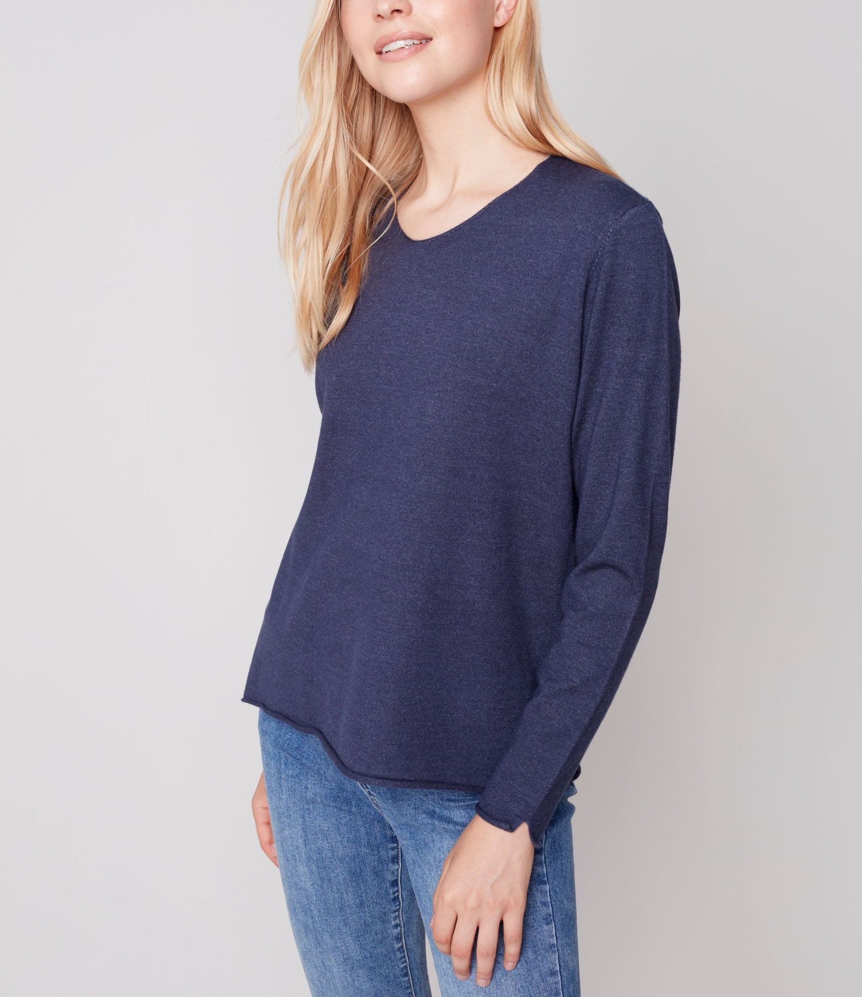 Basic V-Neck Sweater | Navy