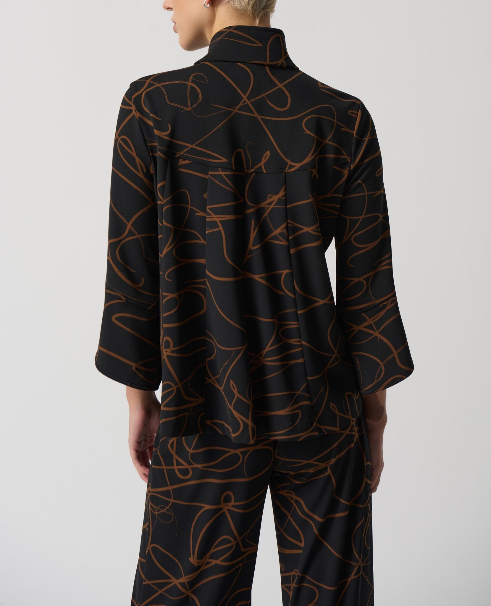 Abstract Print Trapeze Jacket | Black/Toffee