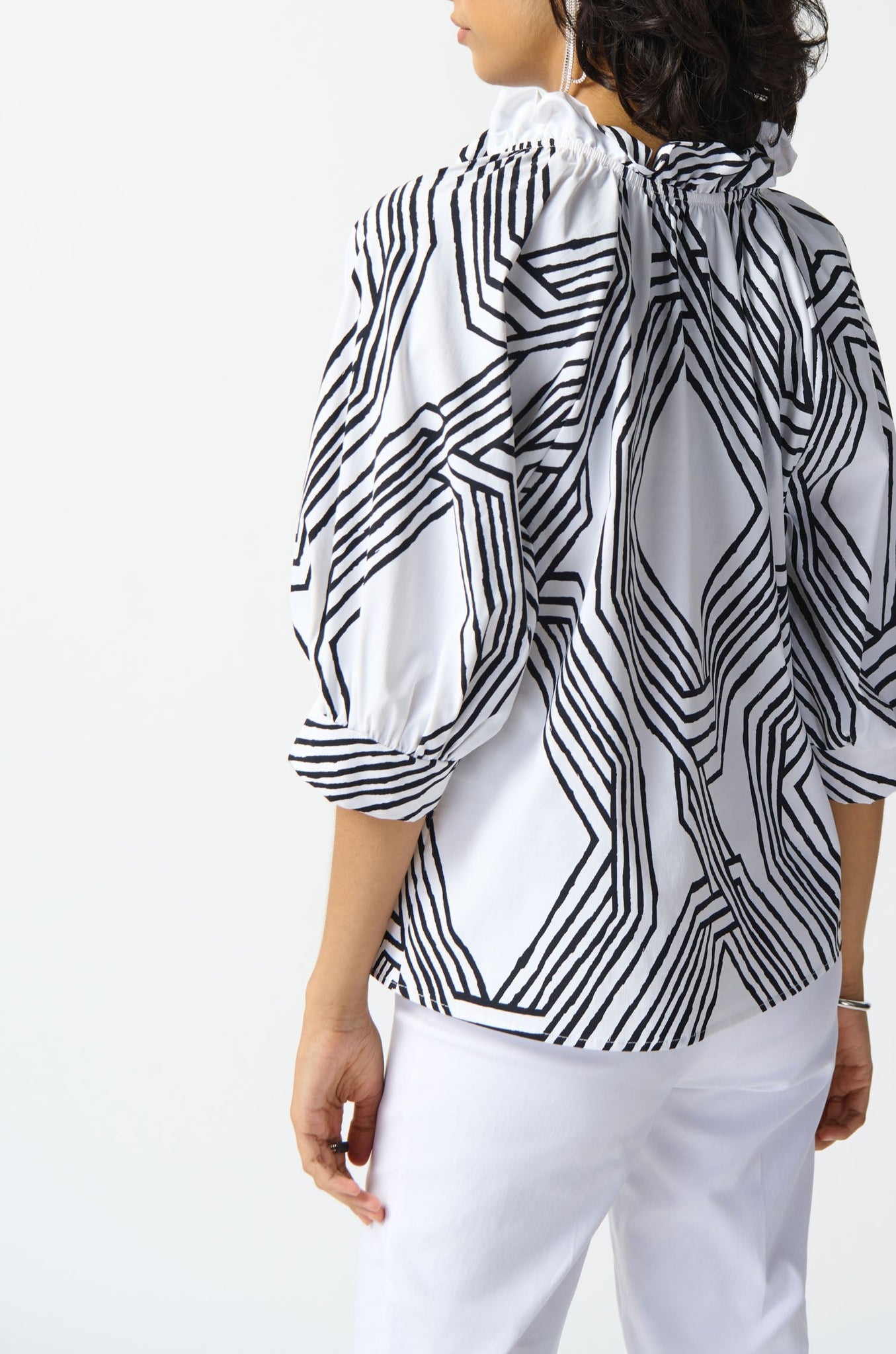 Stretch Poplin Geometric Print Top