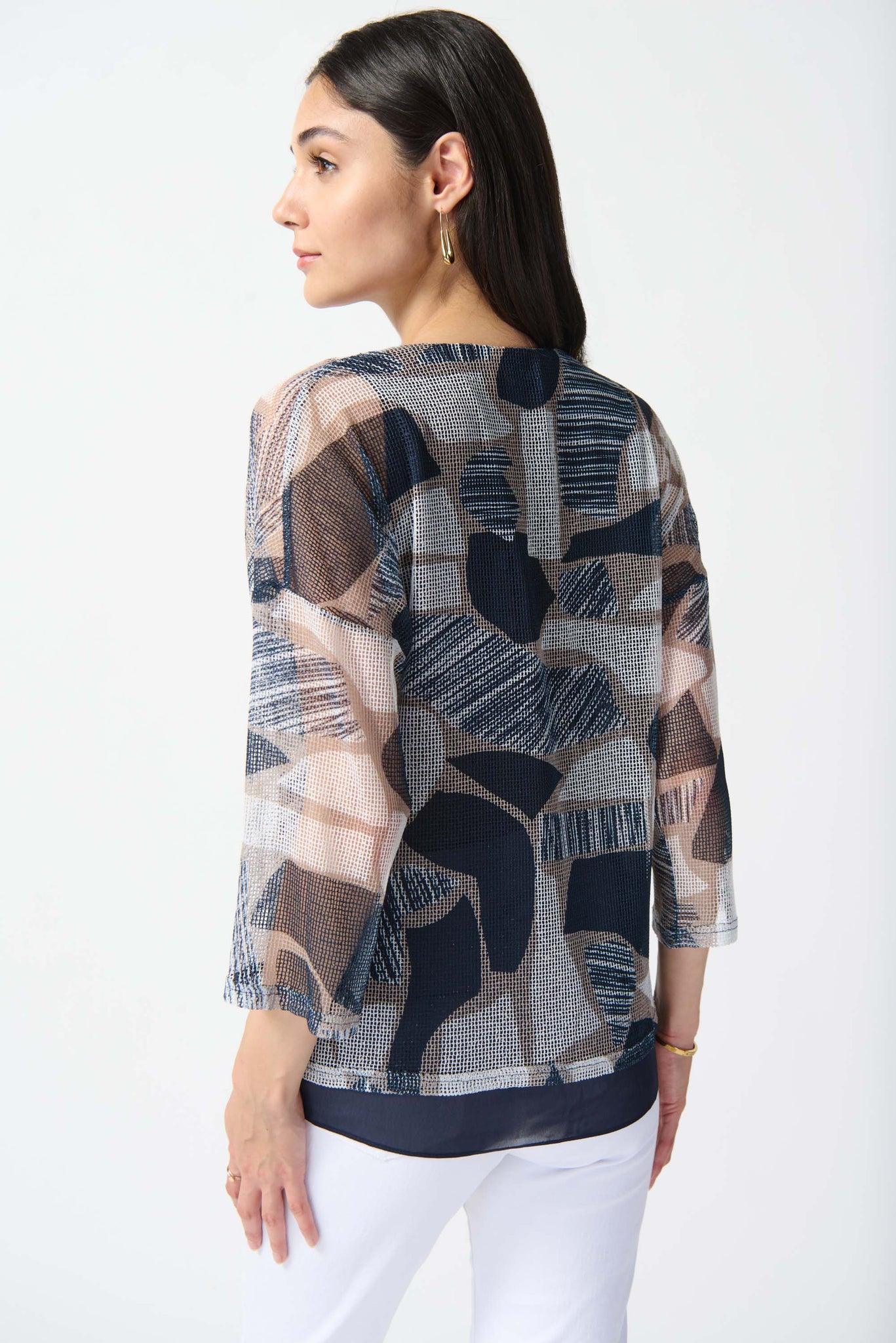 Mesh Abstract Print Layer Top