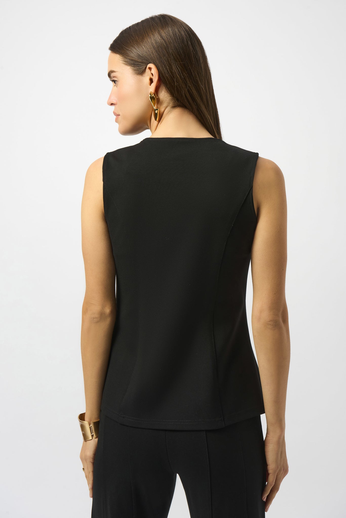 Heavy Knit Fitted Vest