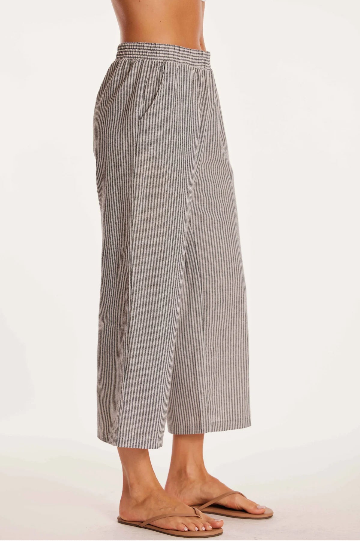 Cropped Wide Leg Pants