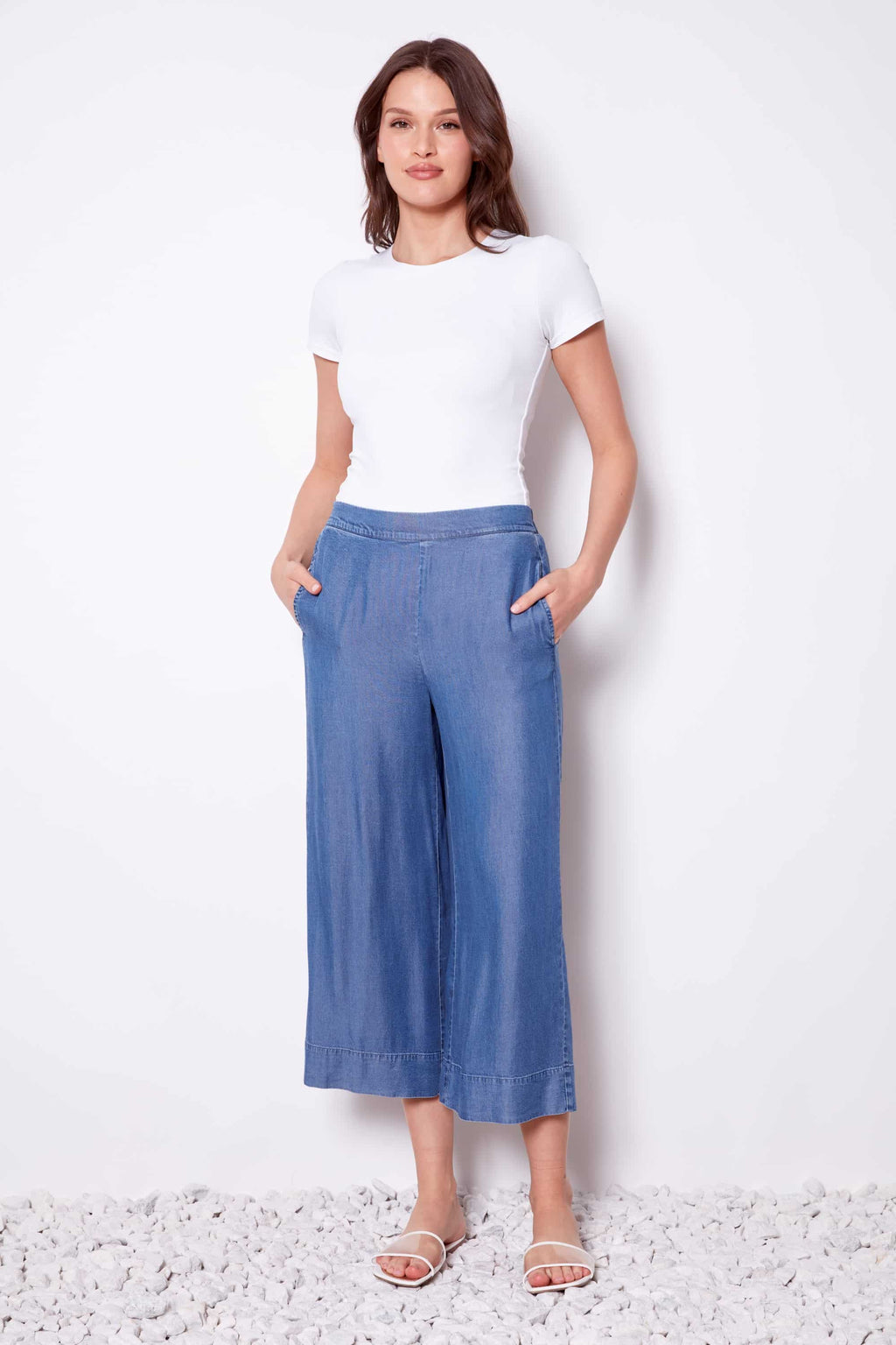 Tencel Cropped Wide-Leg Pant