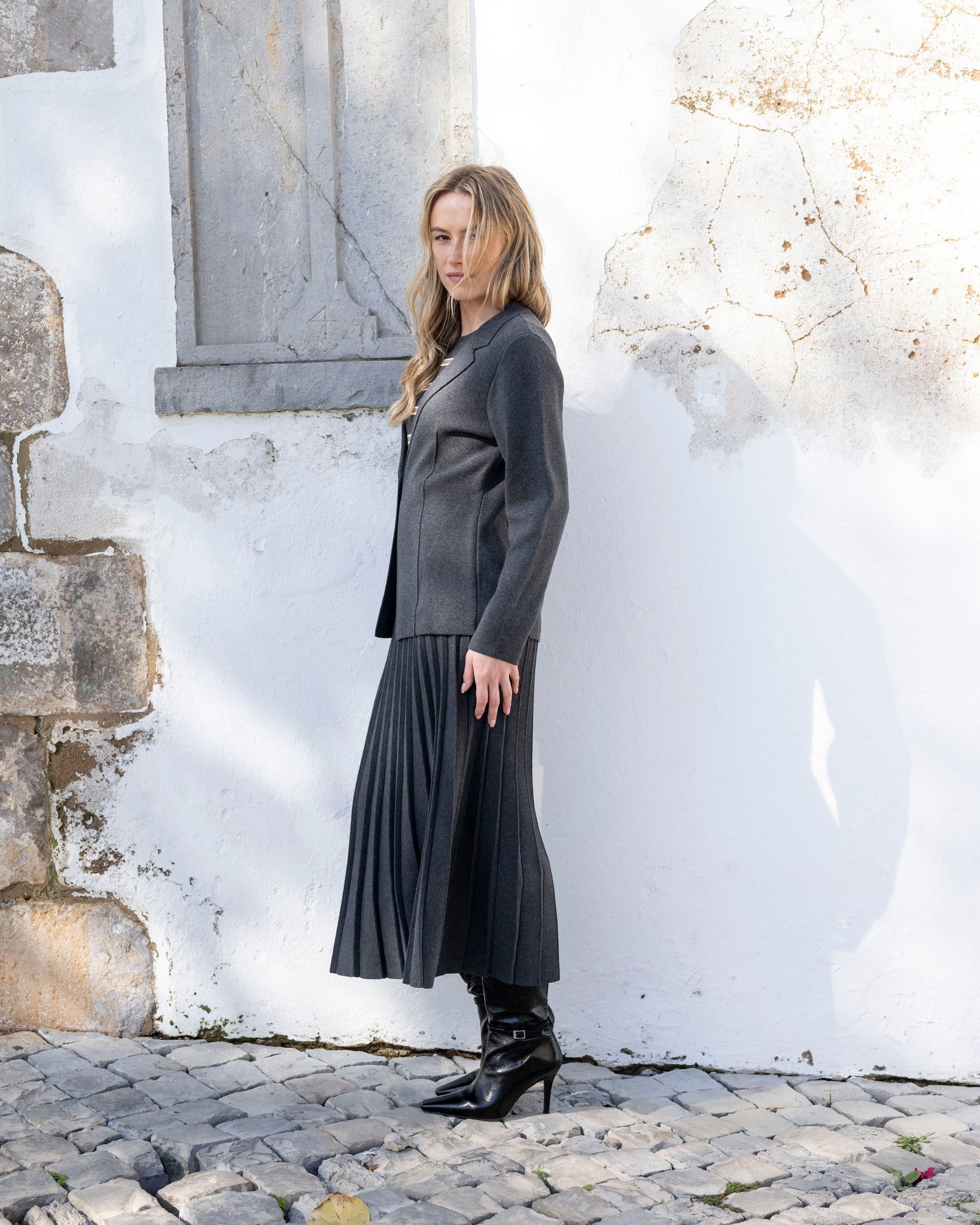 One Button Knit Blazer