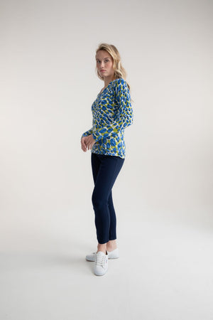Long Sleeve V-Neck Spots Sweater