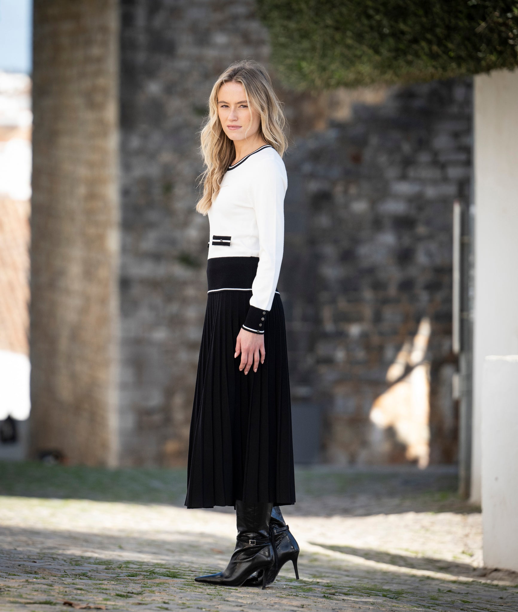 Faux Pockets Banded Sweater