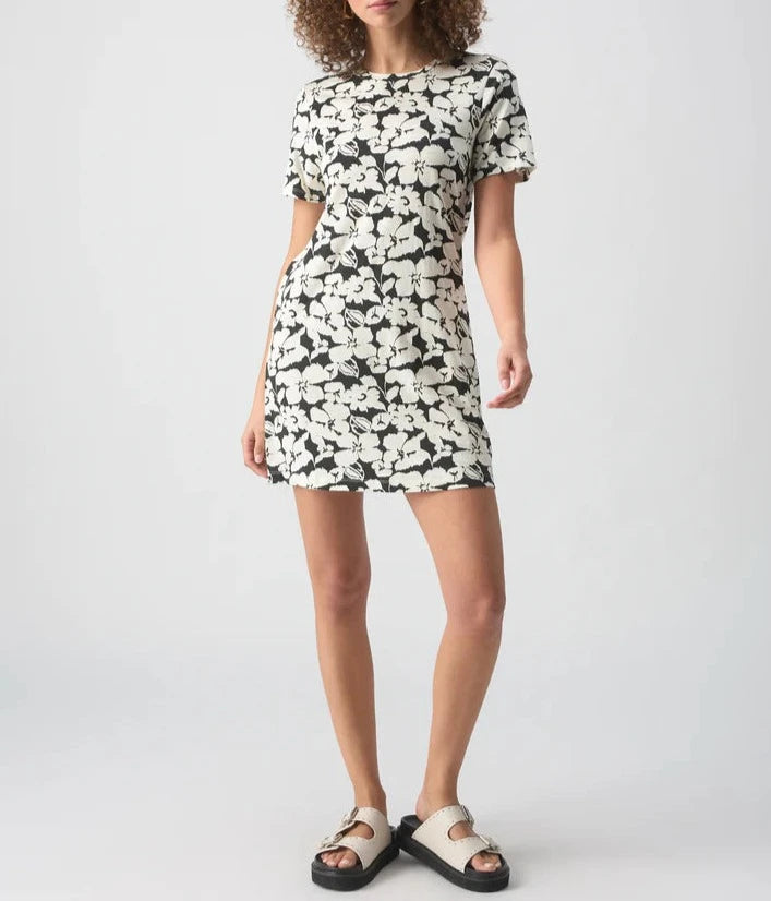 The Only One T-Shirt Dress | Echo Blooms