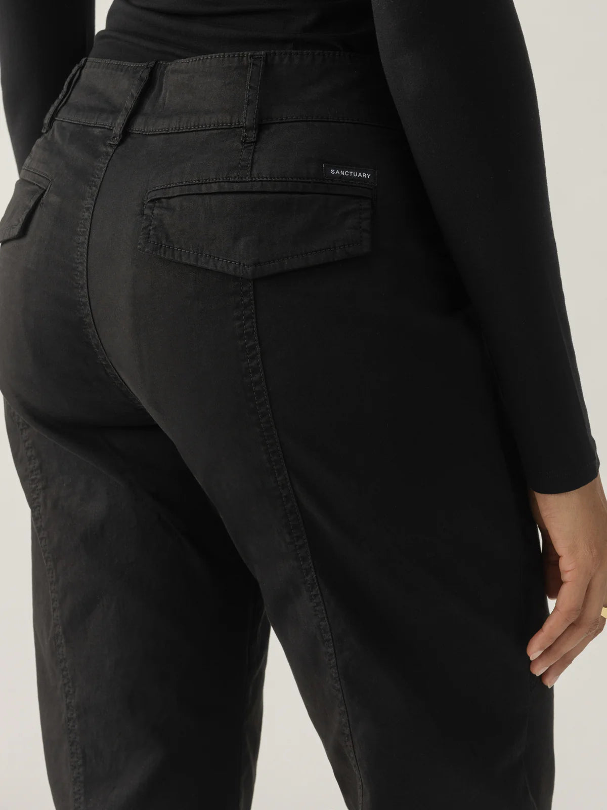 Sahara Tapered Standard Rise Pant