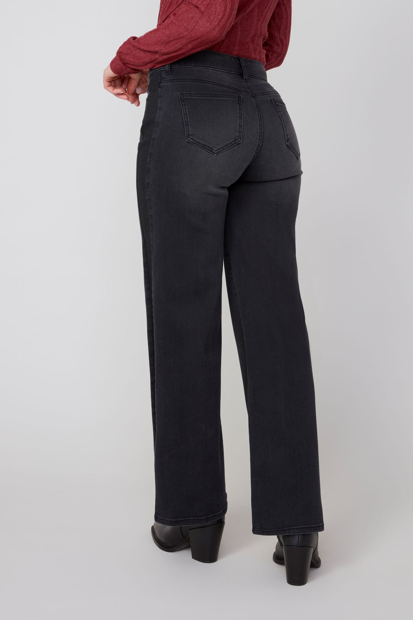 31" 5 Pocket Straight Leg Jean