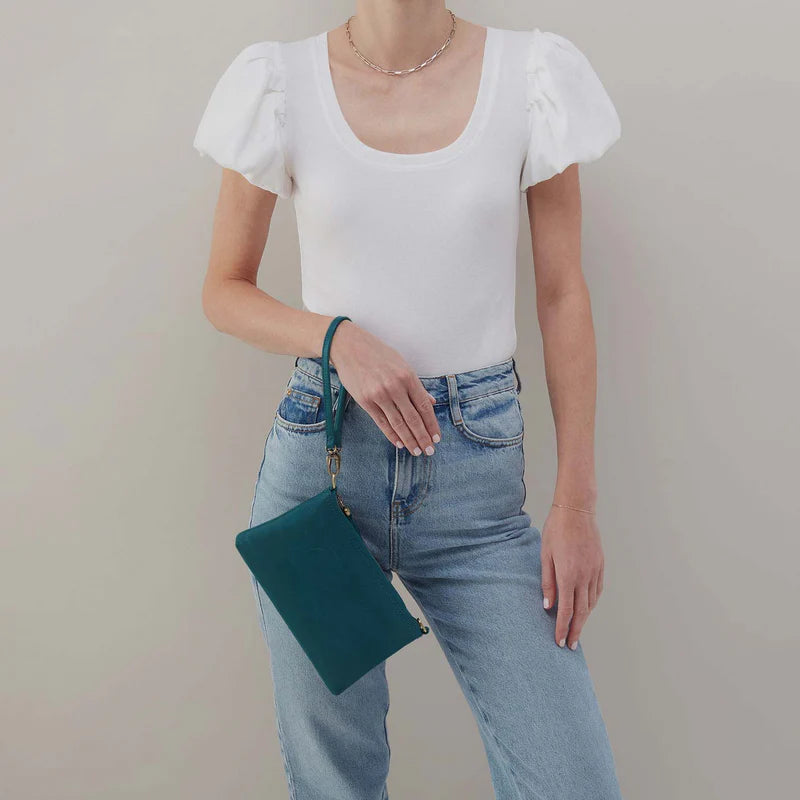 Darcy Crossbody in Wild Bluegrass