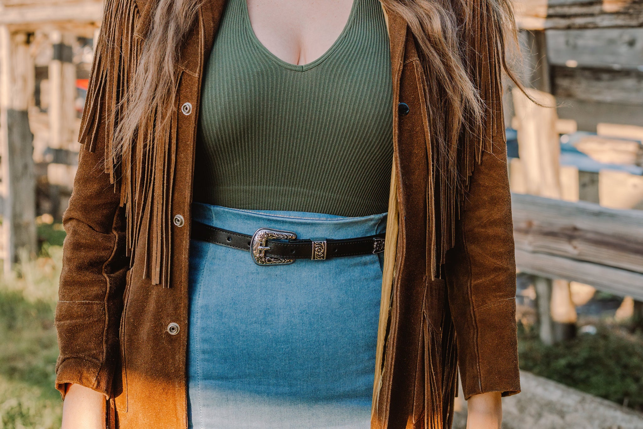 Skinny Western Silver Hardware Belt | Black