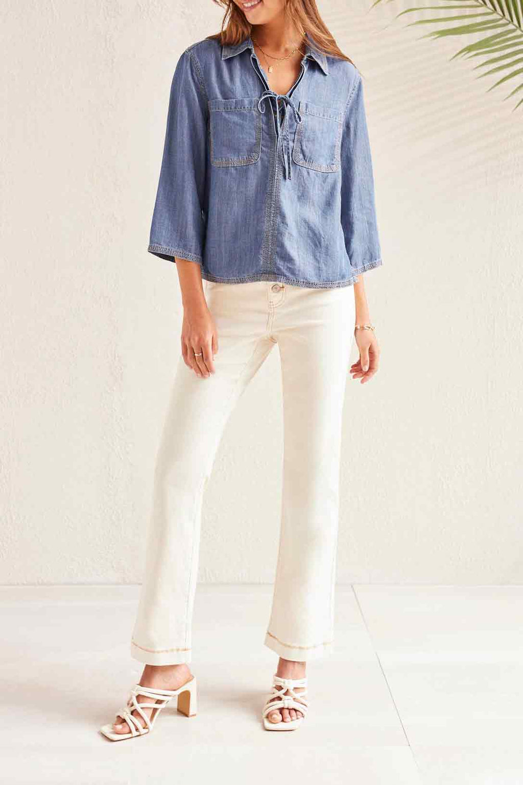 ELBOW SLV POP OVER BLOUSE W/LACE UP | DK. CHAMBRAY