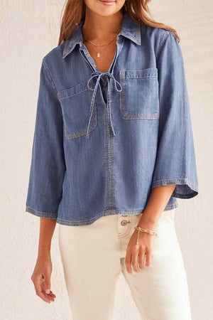 ELBOW SLV POP OVER BLOUSE W/LACE UP | DK. CHAMBRAY