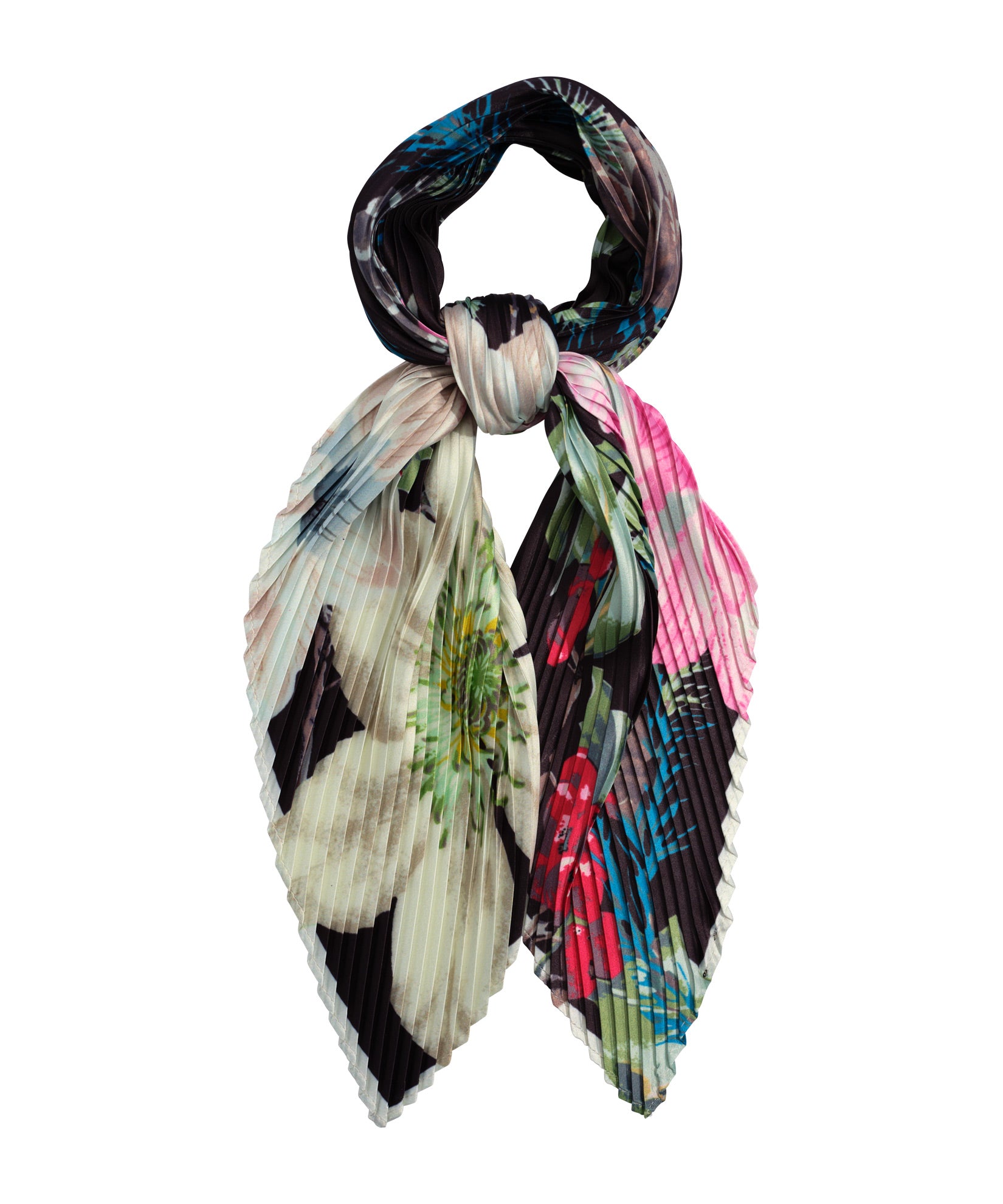 Amaryllis Pleat Diamond Scarf