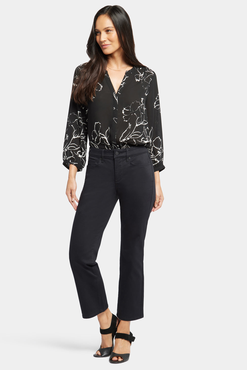 Marilyn Straight Ankle Jeans