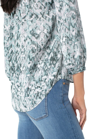 V-Neck 3/4 Puff Sleeve Button Up