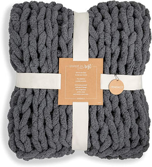 Chunky Throw on Blanket | Grey