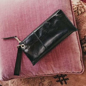 Vida Black Wristlet