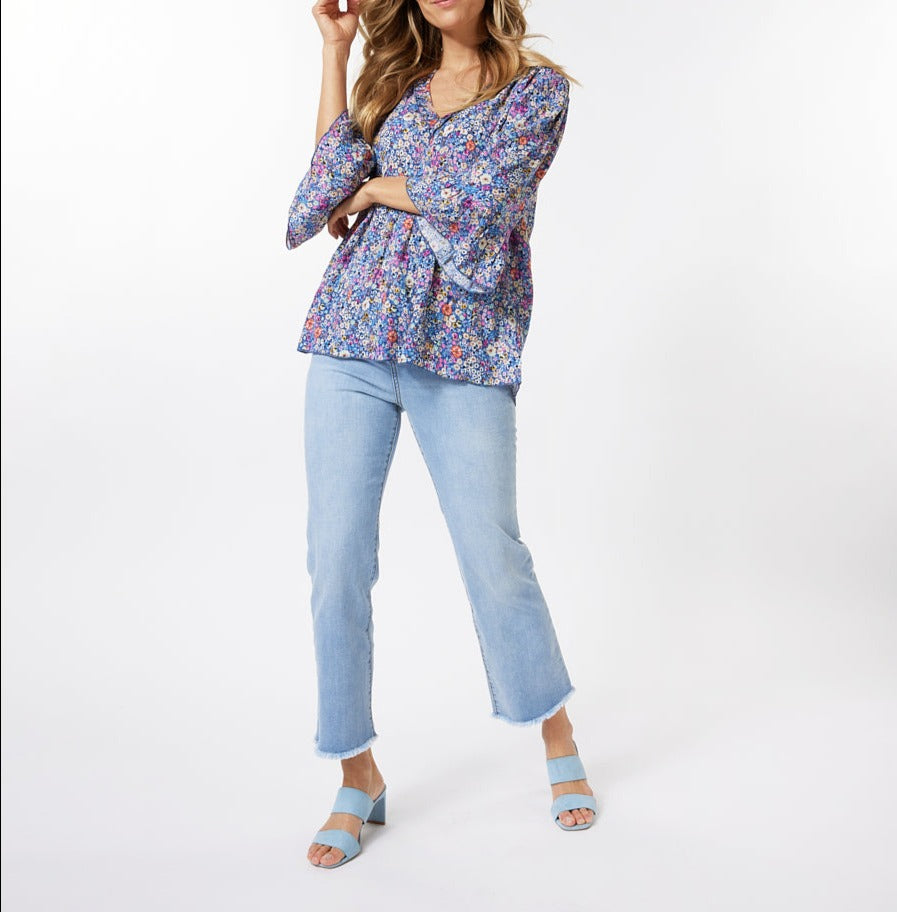 3/4 Flutter Sleeve Blouse | Print