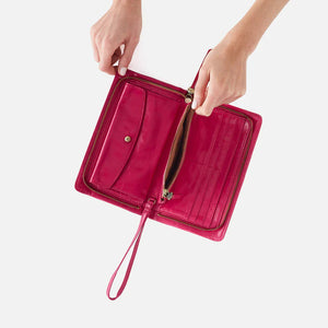 Evolve Wristlet | Fuchsia