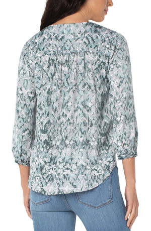 V-Neck 3/4 Puff Sleeve Button Up