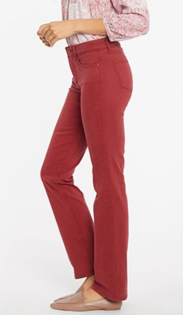 Marilyn Straight Leg Jean