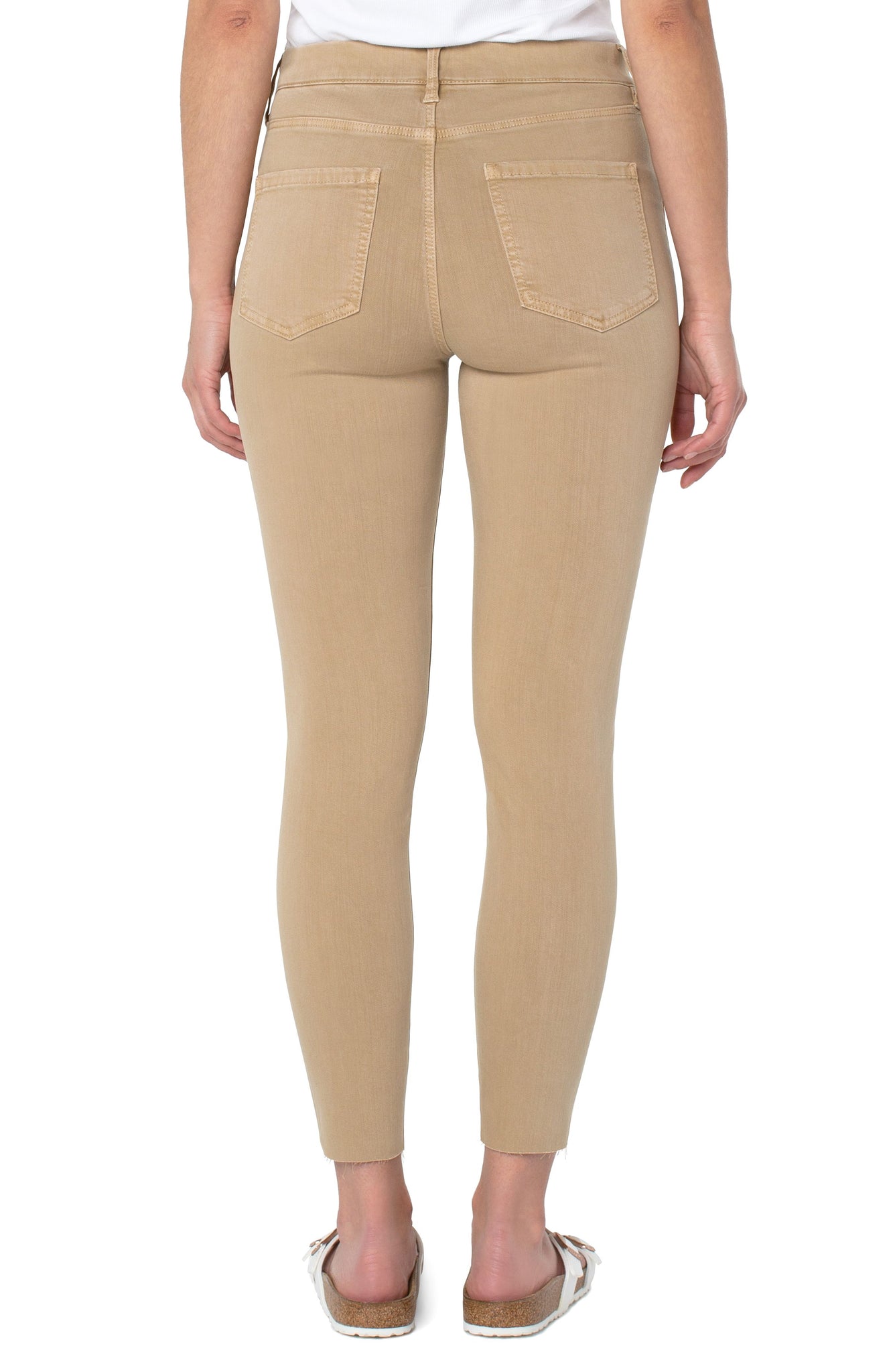 Gia Glider Crop Cut Hem 27" | Latte